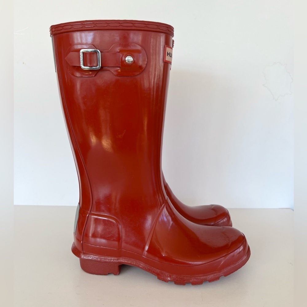 Hunter Kids’ Original Tall Rain Boots in Military Red, size B3/G4 UK2 - Picture 1 of 9